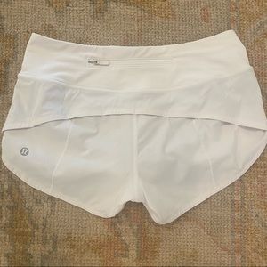 Lululemon Speed Up Low-Rise Short 2.5”
